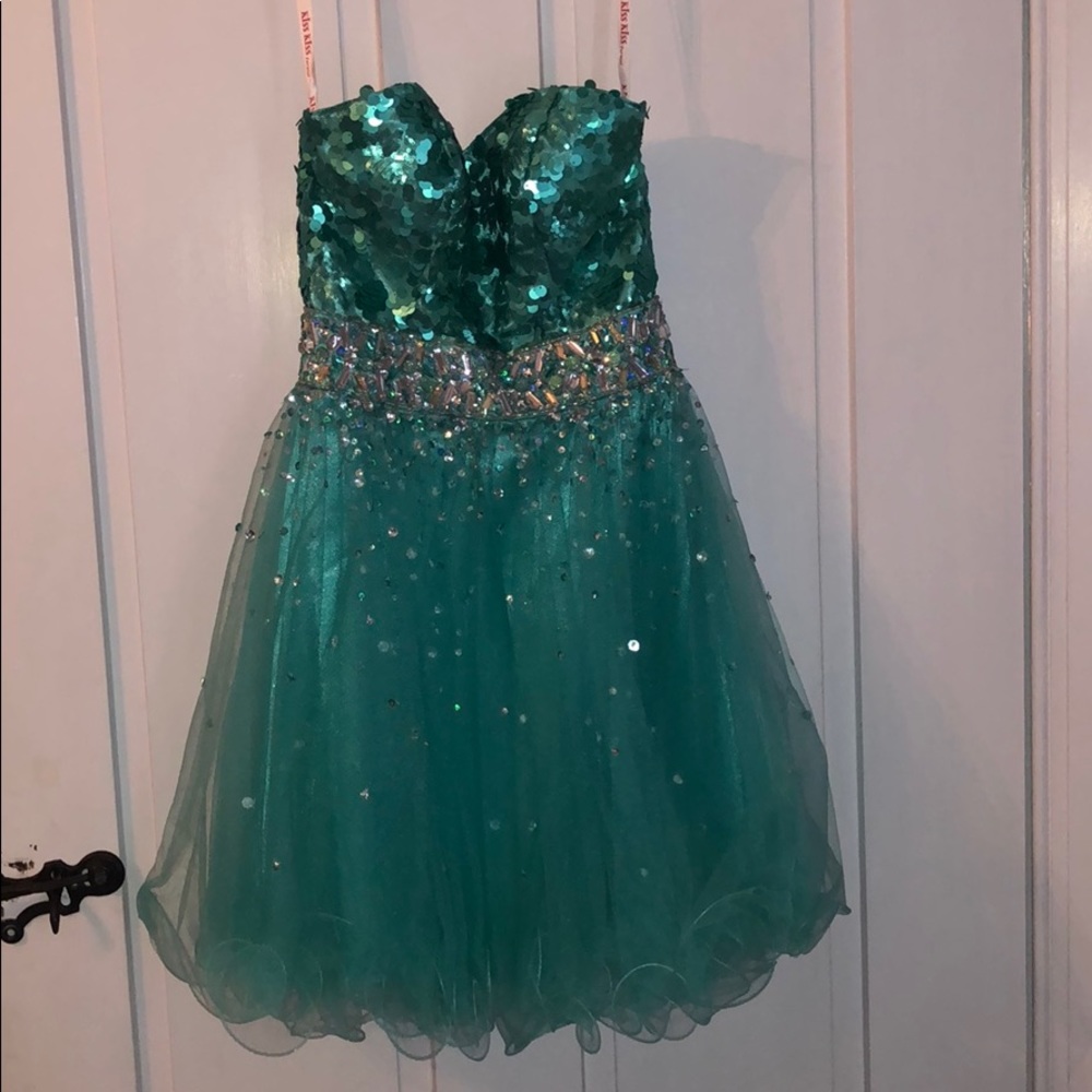 Kiss kiss formal Sequins Homecoming Never Worn